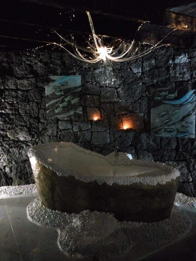 Aloelux Villa ! - Private Villa With Jacuzzi, Cinema ,Massage ,Wonderful View, Art Desing Villa Conil Exterior foto